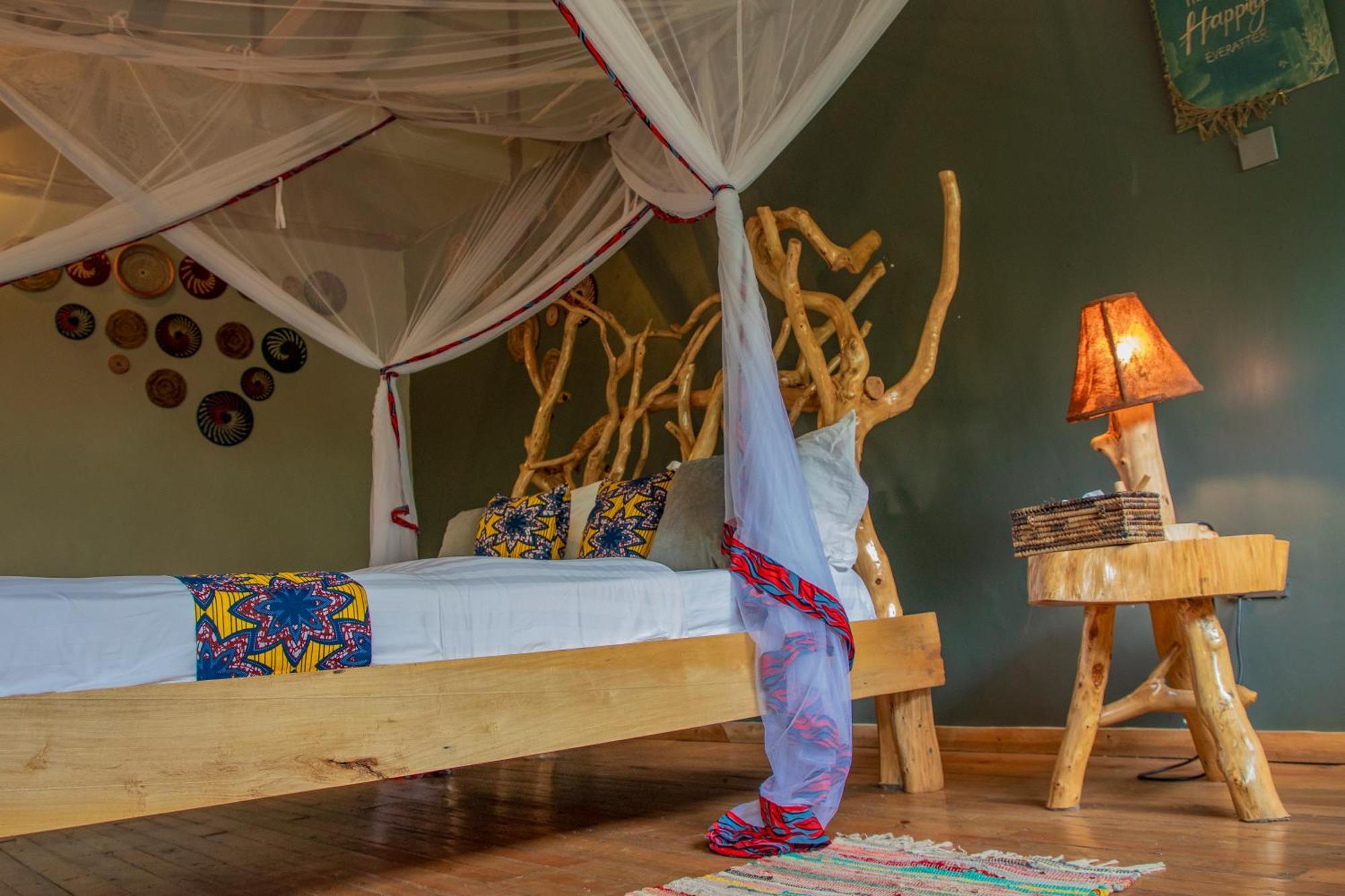 Embogo Safari Lodges Katoke Exterior photo