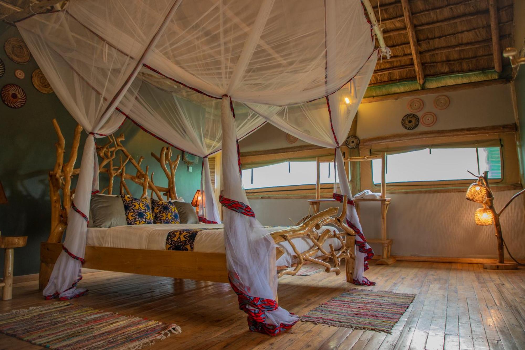 Embogo Safari Lodges Katoke Exterior photo