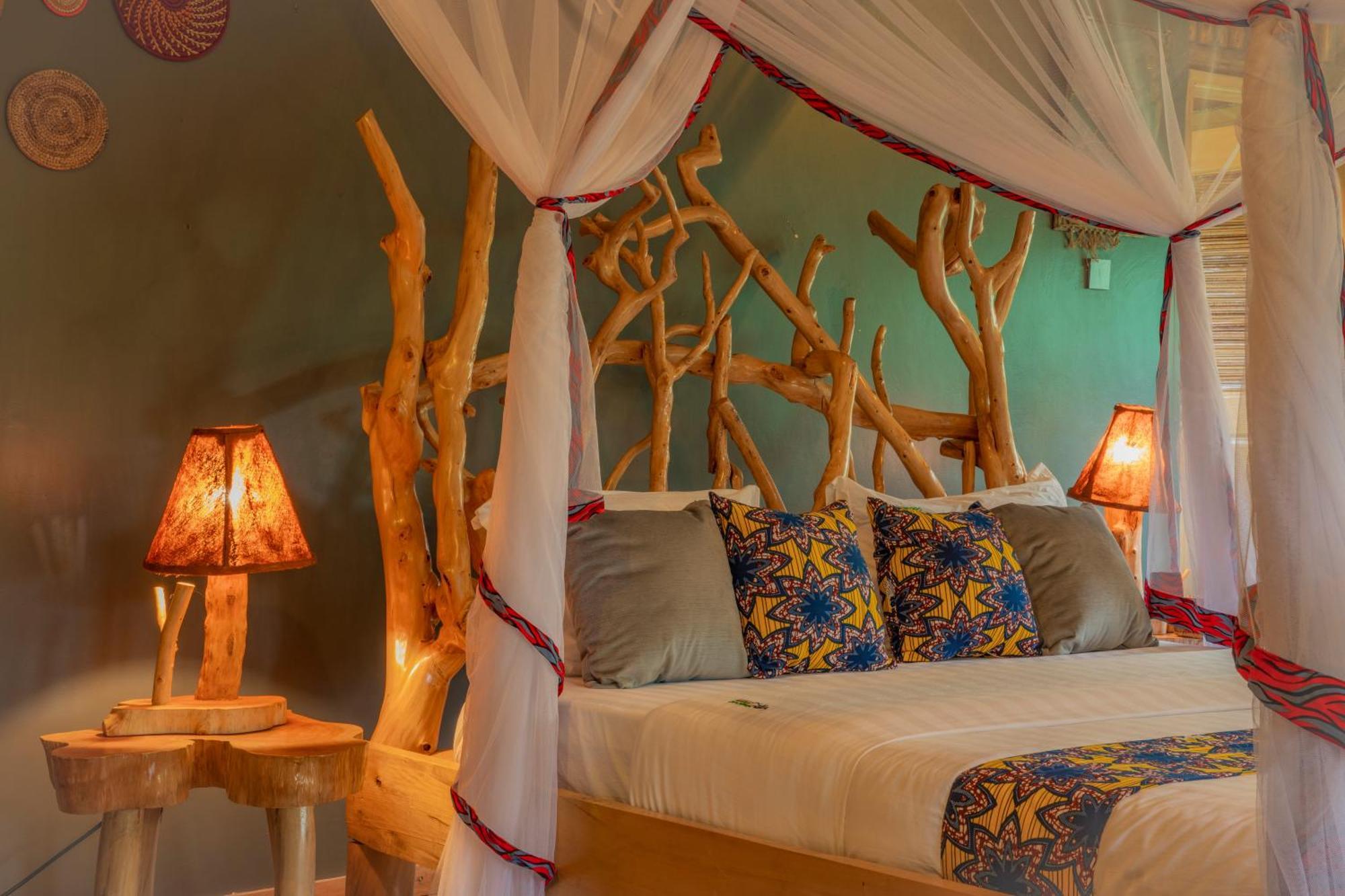 Embogo Safari Lodges Katoke Exterior photo
